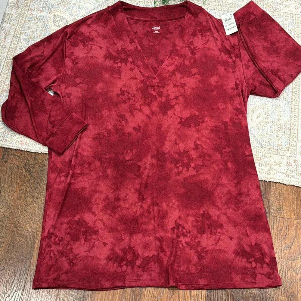 Jenni Intimidates sleepshirt
